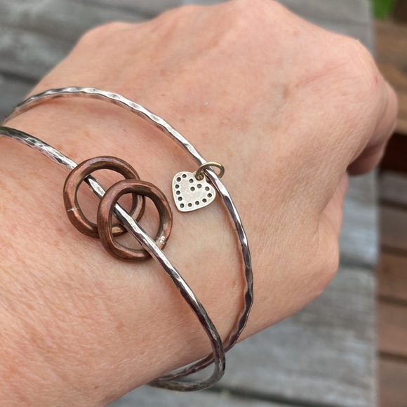 Two Sterling Silver Hammered Bangles w Copper loops & Heart Charms - Picture 7 of 7